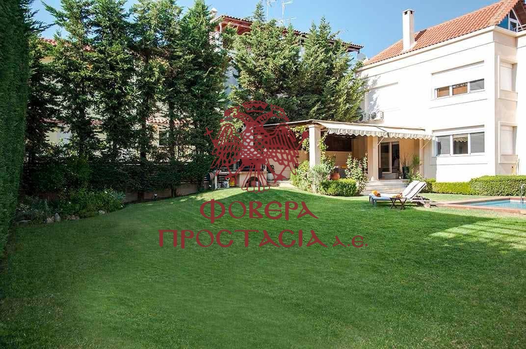 02112280ec5548bf8035fe2961363e73