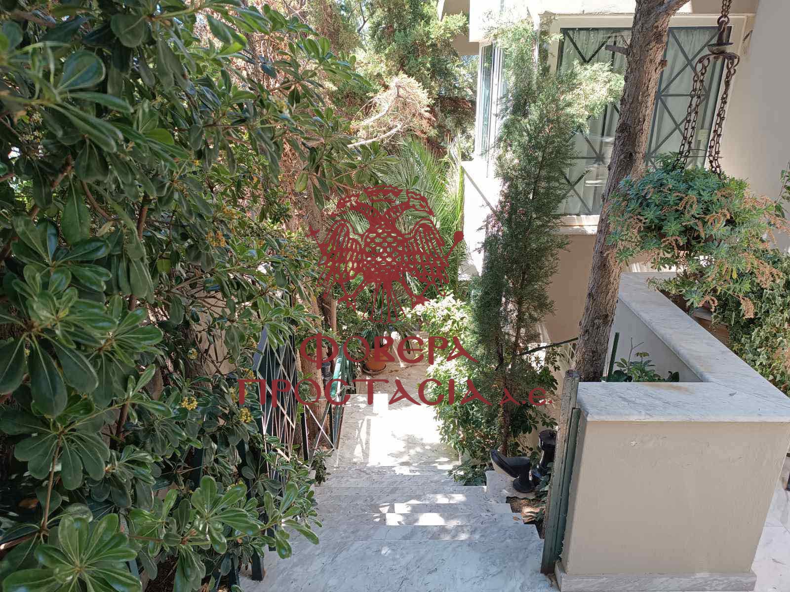 841dddf94f43438b8065155a9c48ce21