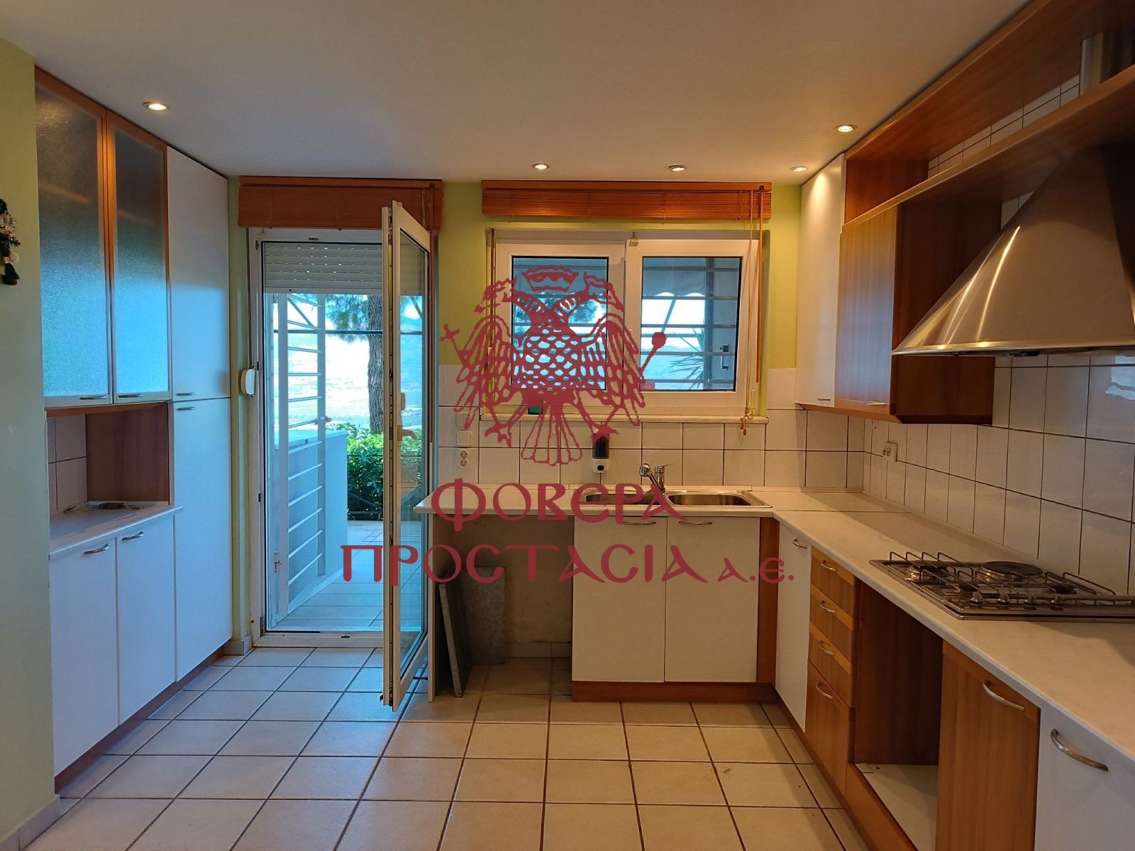 a5df44f30e674da4a165aaa594d6a60d