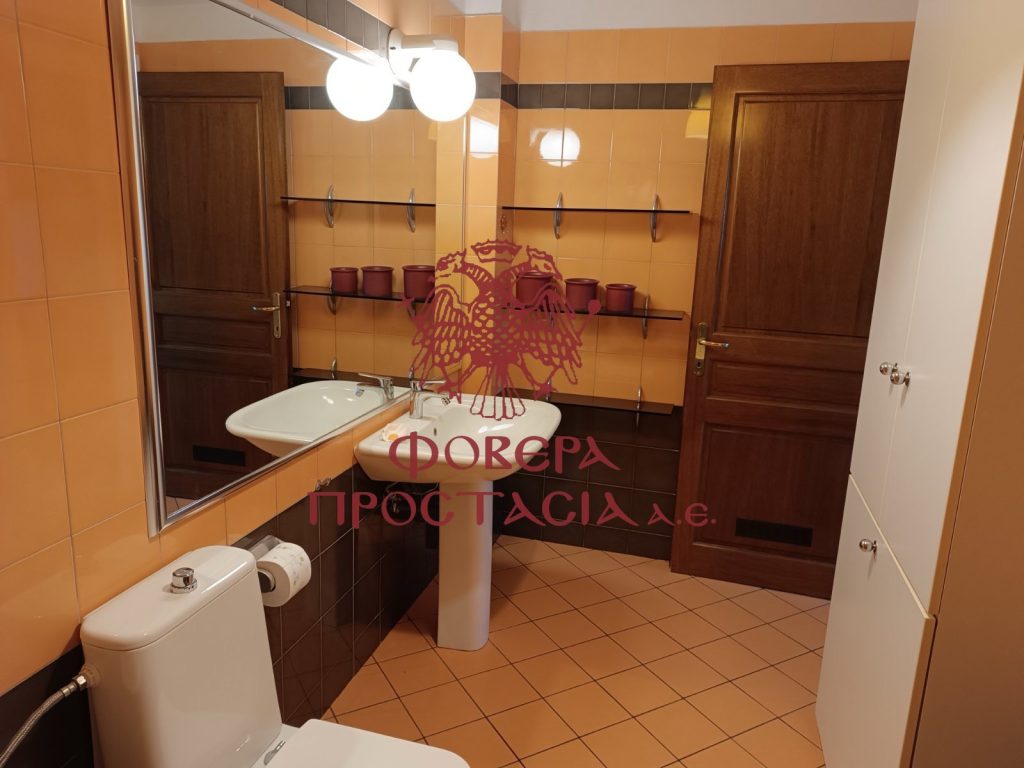 e347ce7c4f7840238cf8ee8aff9d2da0