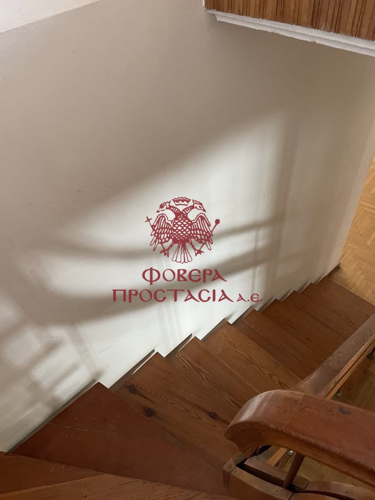 fcf6b89f488f4d7e9b8b84d7784bef4e-2