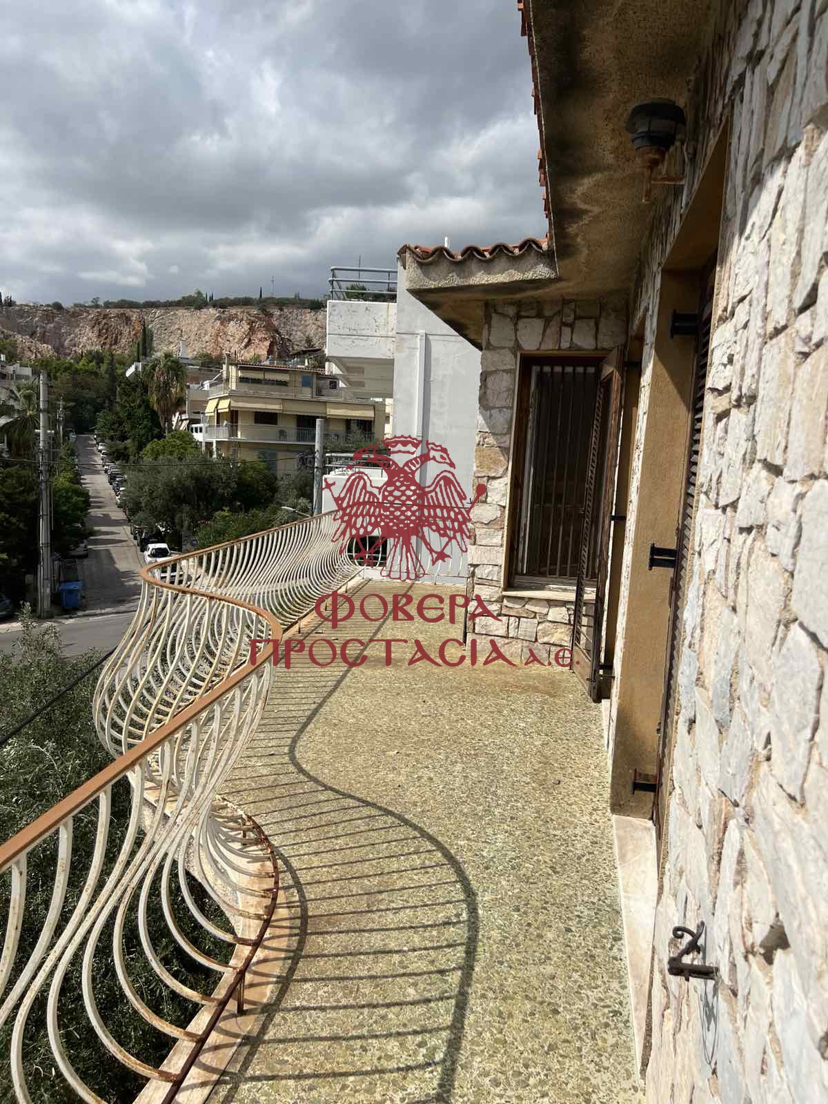 fd441f6fecda4b41b1637366dcf68641-2